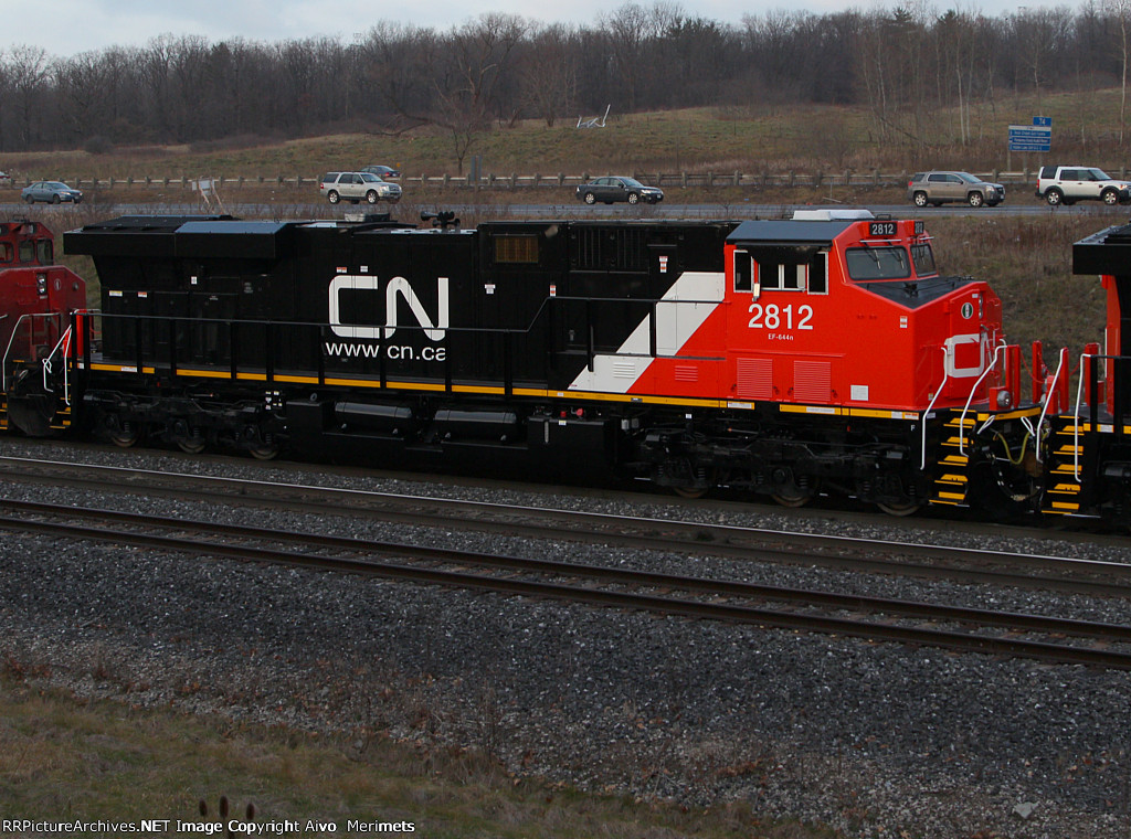 CN 2812